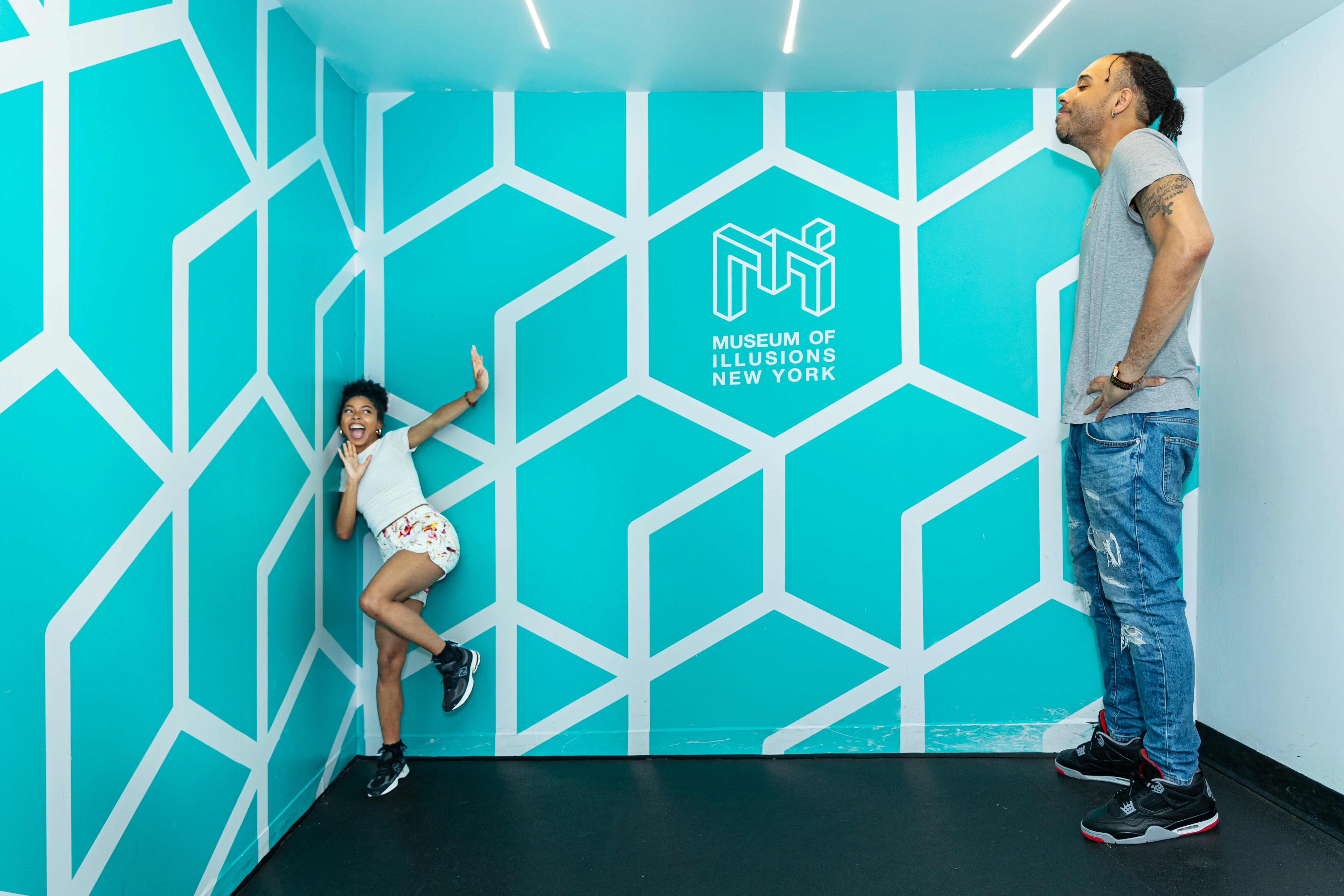 moi_nyc_ames room 4